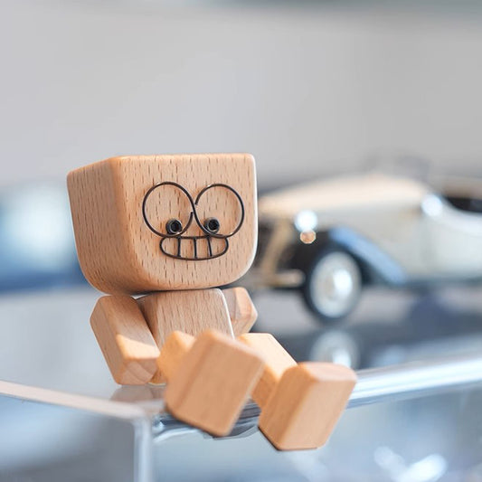 Free Shipping Shaking Feet Wooden Doll with magnetic expression accessories for decoration